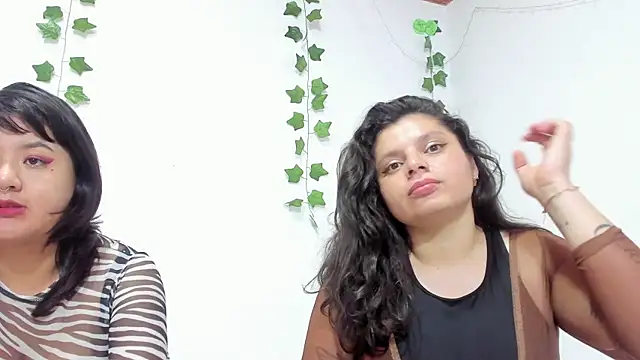 Karol IsabelCouple online show from 03-22-25, 01:43