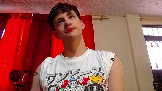 Snapshot of GabyThoms chatting on 01-09-25, 06:36 GabyThoms online show from 01-09-25, 06:36