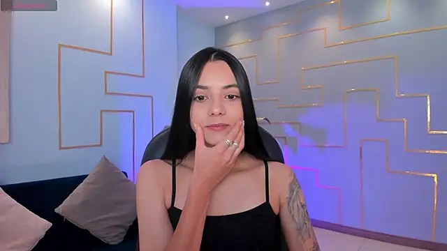 Snapshot of HannahJamesX chatting on 02-08-25, 06:55 HannahJamesX online show from 02-08-25, 06:55