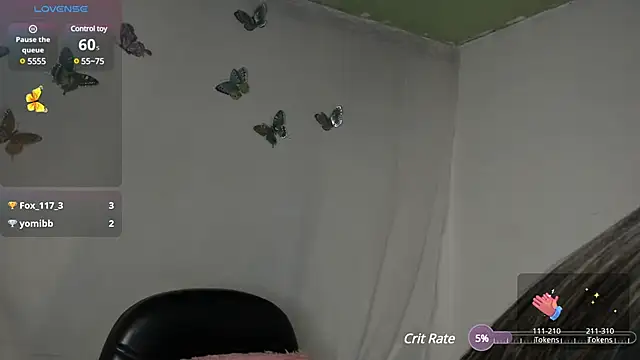 Snapshot of milysauria1 chatting on 02-26-25, 12:14 milysauria1 online show from 02-26-25, 12:14