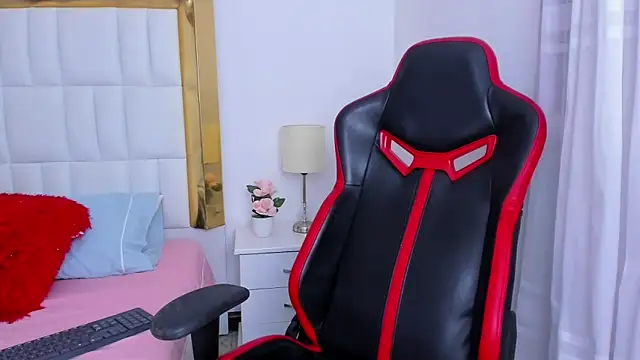 MadelineJackson online show from 02-15-25, 11:25