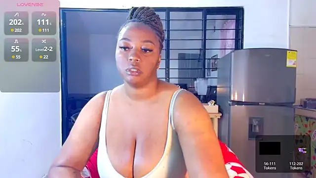 Snapshot of CiaraEbony chatting on 03-13-25, 11:41 CiaraEbony online show from 03-13-25, 11:41