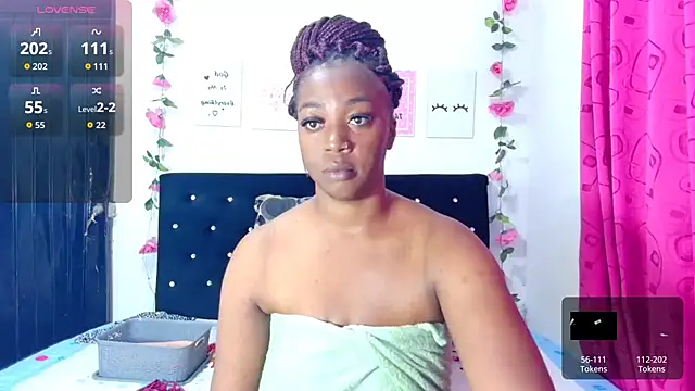 Snapshot of CiaraEbony chatting on 11-09-25, 11:25 CiaraEbony online show from 11-09-25, 11:25