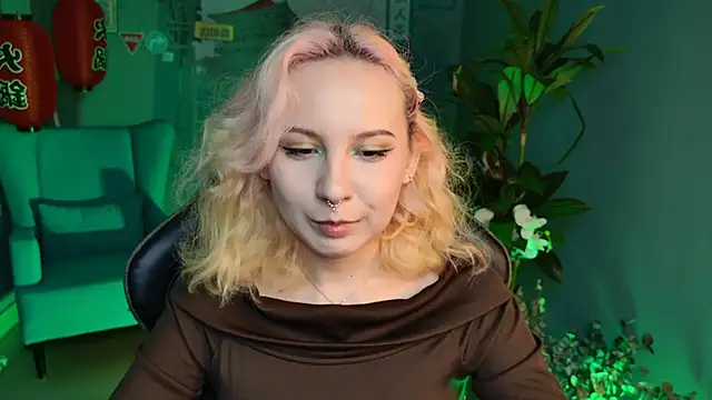 JasmineMilko online show from 02-13-25, 05:16