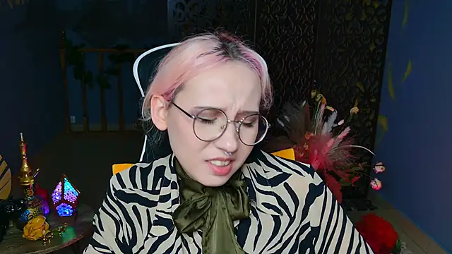 JasmineMilko online show from 02-21-25, 11:11