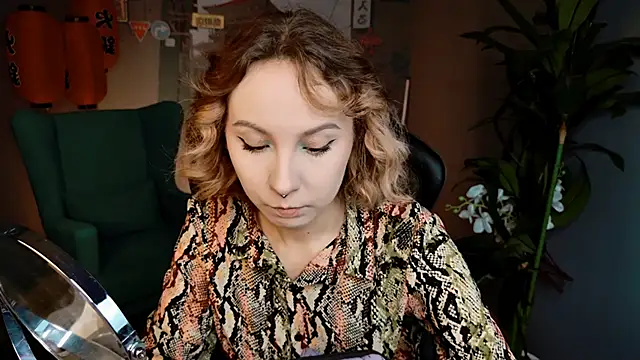 JasmineMilko online show from 09-30-25, 05:12