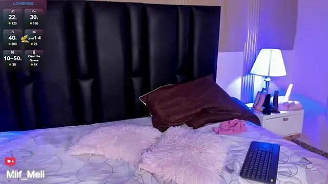 Snapshot of Milf_meli chatting on 11-07-25, 07:25 Milf meli online show from 11-07-25, 07:25