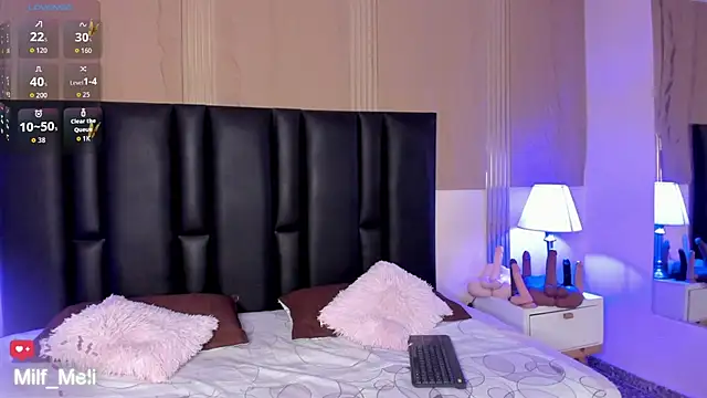 Snapshot of Milf_meli chatting on 11-13-25, 07:24 Milf meli online show from 11-13-25, 07:24