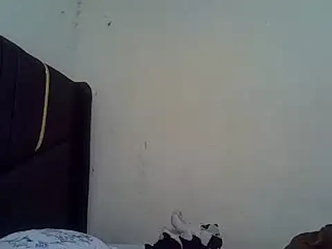 Snapshot of pretty_vivy chatting on 03-06-25, 08:41 pretty vivy online show from 03-06-25, 08:41