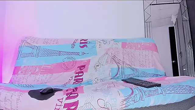 Deliciouscocoa online show from 12-20-24, 10:43