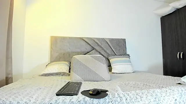 Snapshot of Deliciouscocoa chatting on 02-07-26, 10:41 Deliciouscocoa online show from 02-07-26, 10:41