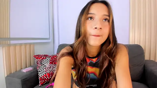 Snapshot of NicoleHaley chatting on 03-06-25, 08:59 NicoleHaley online show from 03-06-25, 08:59