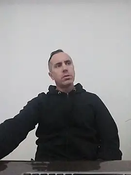 Snapshot of HELL_FIRE chatting on 06-19-26, 07:34 HELL FIRE online show from 06-19-26, 07:34