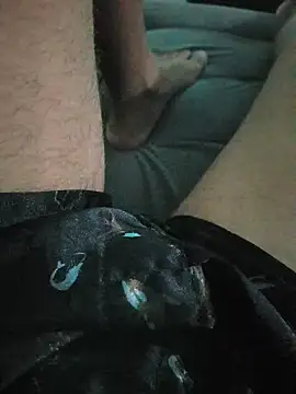 Snapshot of cizarkio chatting on 03-20-25, 12:40 cizarkio online show from 03-20-25, 12:40