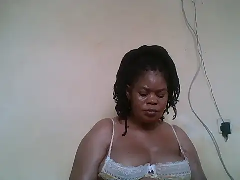 Snapshot of ANALQUEEN4 chatting on 05-31-26, 07:04 ANALQUEEN4 online show from 05-31-26, 07:04