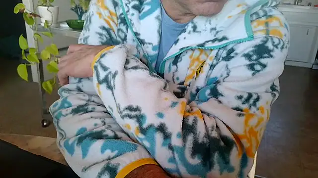 Snapshot of costanza7070 chatting on 02-24-25, 09:52 costanza7070 online show from 02-24-25, 09:52