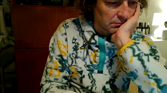 Snapshot of costanza7070 chatting on 03-07-25, 04:57 costanza7070 online show from 03-07-25, 04:57