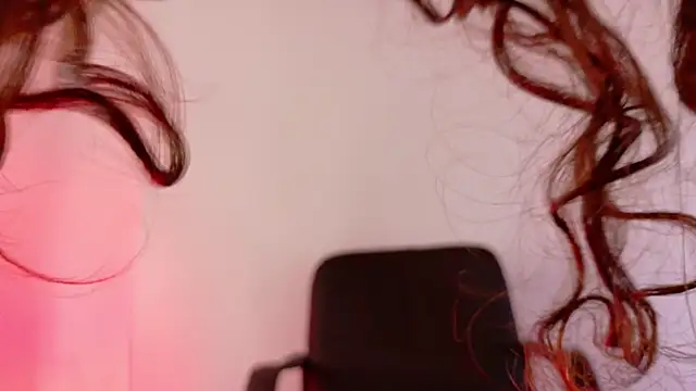 Snapshot of EngelStone chatting on 10-01-25, 07:42 EngelStone online show from 10-01-25, 07:42