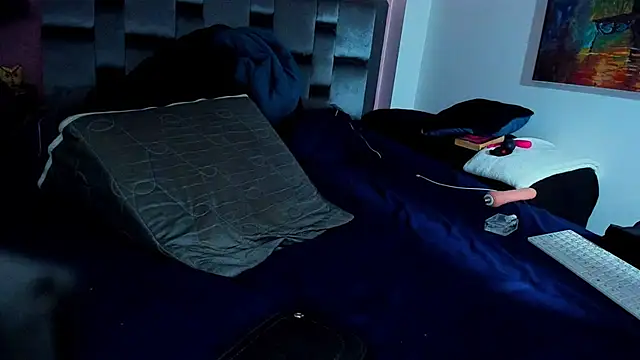 Snapshot of Piggy_Eddy chatting on 02-03-25, 04:04 Piggy Eddy online show from 02-03-25, 04:04