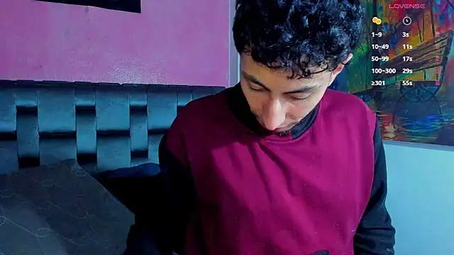 Snapshot of Piggy_Eddy chatting on 02-12-25, 12:55 Piggy Eddy online show from 02-12-25, 12:55