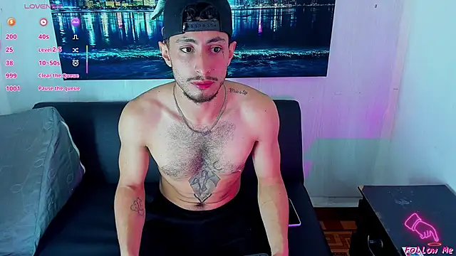 Snapshot of Piggy_Eddy chatting on 09-29-25, 01:00 Piggy Eddy online show from 09-29-25, 01:00