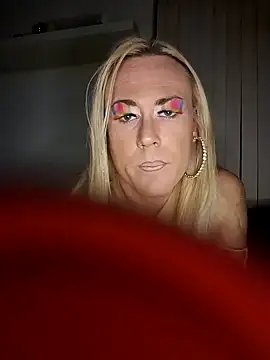 Snapshot of Connie_Pepper chatting on 02-23-25, 04:50 Connie Pepper online show from 02-23-25, 04:50