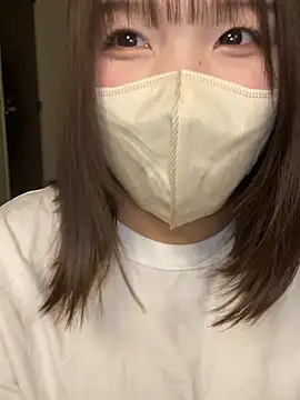 Snapshot of mari_tan_ch chatting on 11-21-25, 12:43 mari tan ch online show from 11-21-25, 12:43