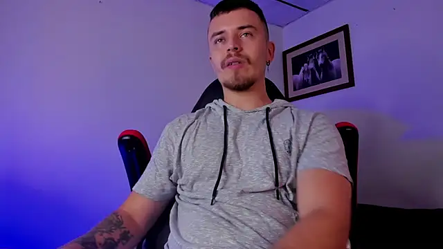 Snapshot of james_connor2 chatting on 12-21-24, 07:06 james connor2 online show from 12-21-24, 07:06