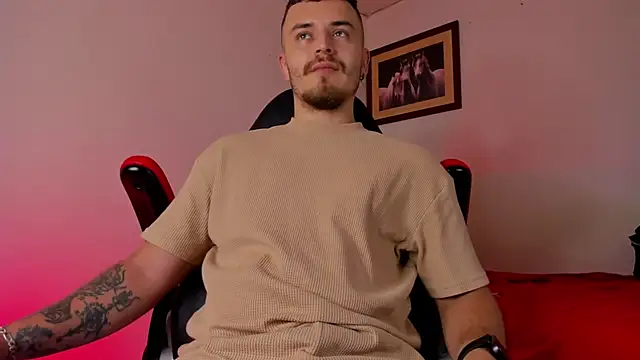 Snapshot of james_connor2 chatting on 01-30-25, 06:43 james connor2 online show from 01-30-25, 06:43