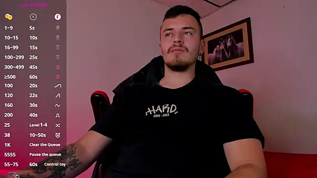 Snapshot of james_connor2 chatting on 02-08-25, 11:45 james connor2 online show from 02-08-25, 11:45