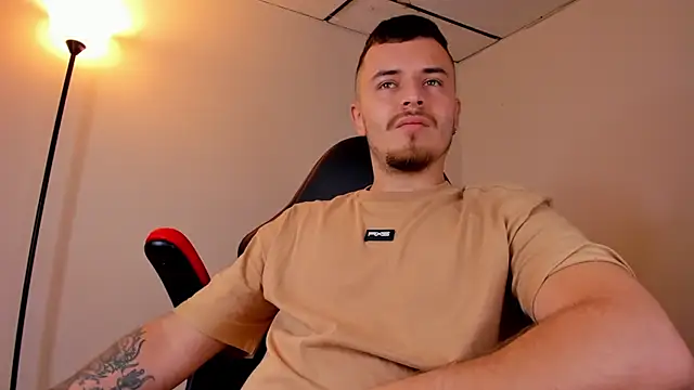 Snapshot of james_connor2 chatting on 03-14-25, 06:50 james connor2 online show from 03-14-25, 06:50