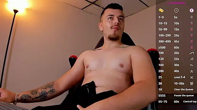 Snapshot of james_connor2 chatting on 03-19-25, 10:42 james connor2 online show from 03-19-25, 10:42