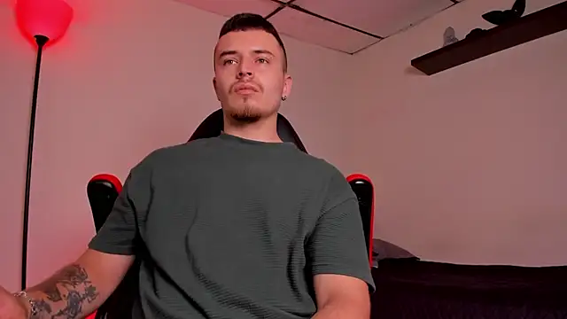 Snapshot of james_connor2 chatting on 10-30-25, 07:36 james connor2 online show from 10-30-25, 07:36