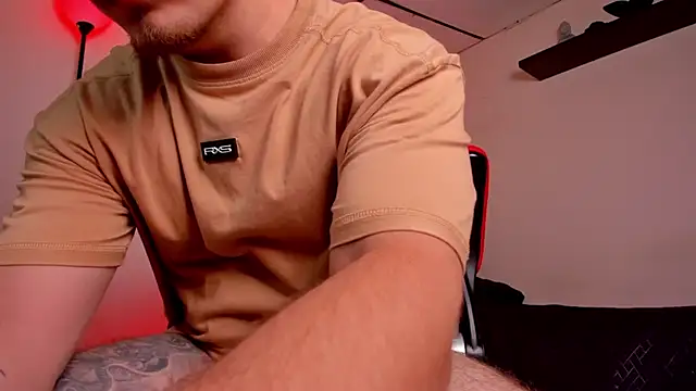 Snapshot of james_connor2 chatting on 11-01-25, 07:05 james connor2 online show from 11-01-25, 07:05