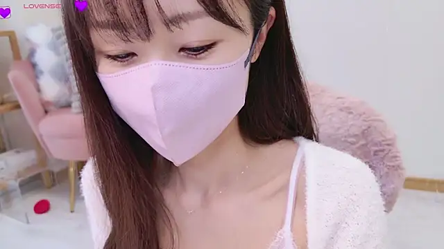 Snapshot of meg_0901 chatting on 03-11-25, 06:10 meg 0901 online show from 03-11-25, 06:10