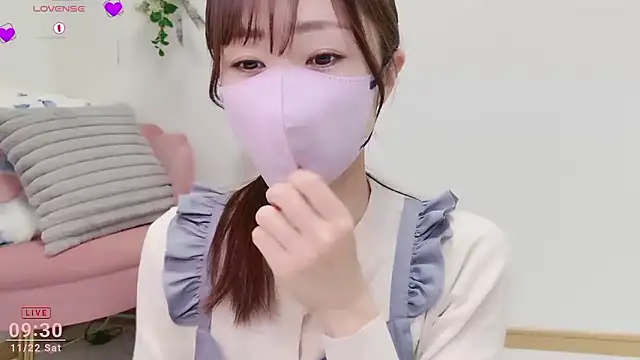 Snapshot of meg_0901 chatting on 11-22-25, 12:31 meg 0901 online show from 11-22-25, 12:31