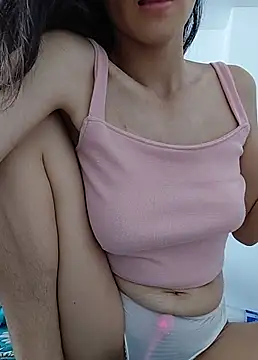 Snapshot of Hera_hera chatting on 10-02-25, 03:08 Hera hera online show from 10-02-25, 03:08