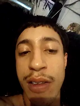 Snapshot of Gibbzmx chatting on 10-09-25, 03:21 Gibbzmx online show from 10-09-25, 03:21