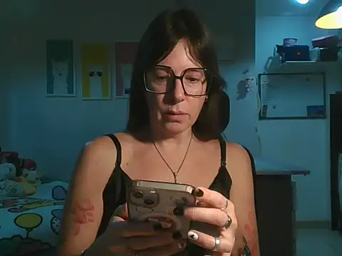 Snapshot of Calentandote chatting on 06-13-26, 10:02 Calentandote online show from 06-13-26, 10:02