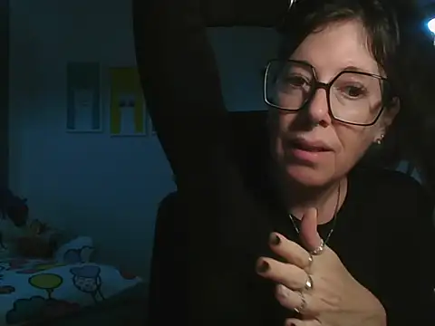 Snapshot of Calentandote chatting on 06-29-26, 11:32 Calentandote online show from 06-29-26, 11:32