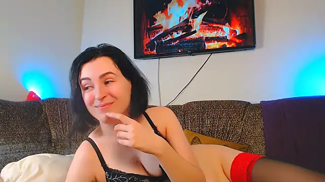 Caroline1995 online show from 01-06-25, 12:02