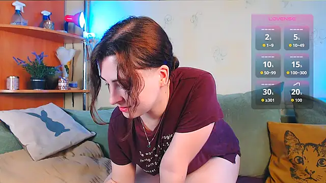 Caroline1995 online show from 10-13-25, 07:19