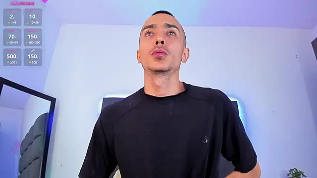 Snapshot of steven_hott8 chatting on 02-09-25, 06:26 steven hott8 online show from 02-09-25, 06:26