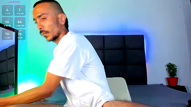 Snapshot of steven_hott8 chatting on 09-09-25, 03:50 steven hott8 online show from 09-09-25, 03:50