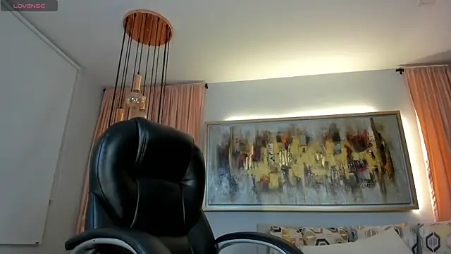 Snapshot of NatyFerrer_ chatting on 02-04-25, 10:43 NatyFerrer online show from 02-04-25, 10:43