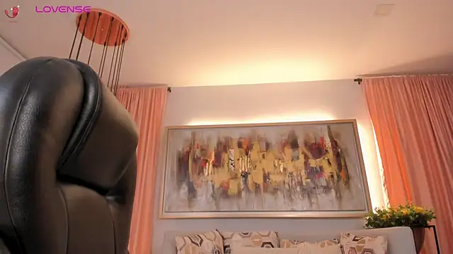 Snapshot of NatyFerrer_ chatting on 02-09-25, 10:53 NatyFerrer online show from 02-09-25, 10:53