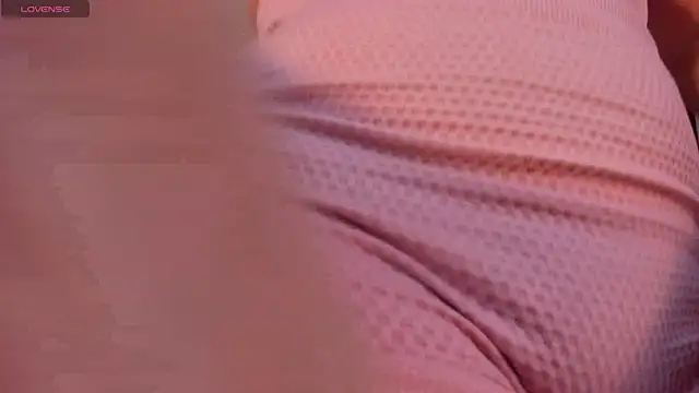 Snapshot of NatyFerrer_ chatting on 03-13-25, 10:15 NatyFerrer online show from 03-13-25, 10:15