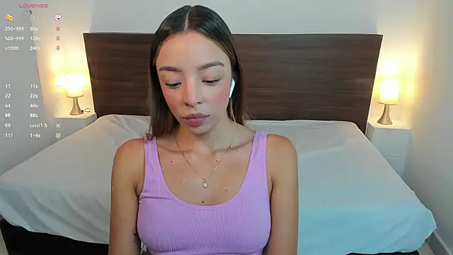 Snapshot of AliceRoss0 chatting on 01-18-25, 08:19 AliceRoss0 online show from 01-18-25, 08:19