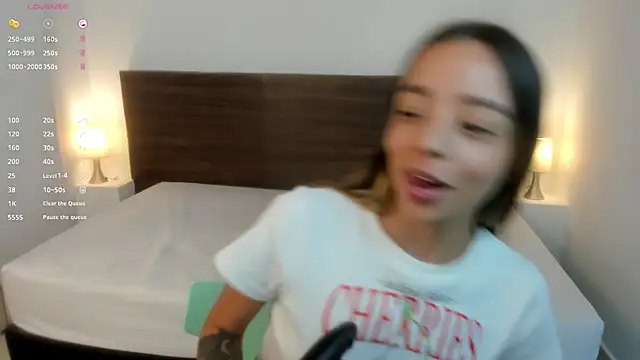 Snapshot of AliceRoss0 chatting on 03-17-25, 11:21 AliceRoss0 online show from 03-17-25, 11:21