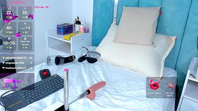 CintiaVega online show from 01-25-25, 02:58